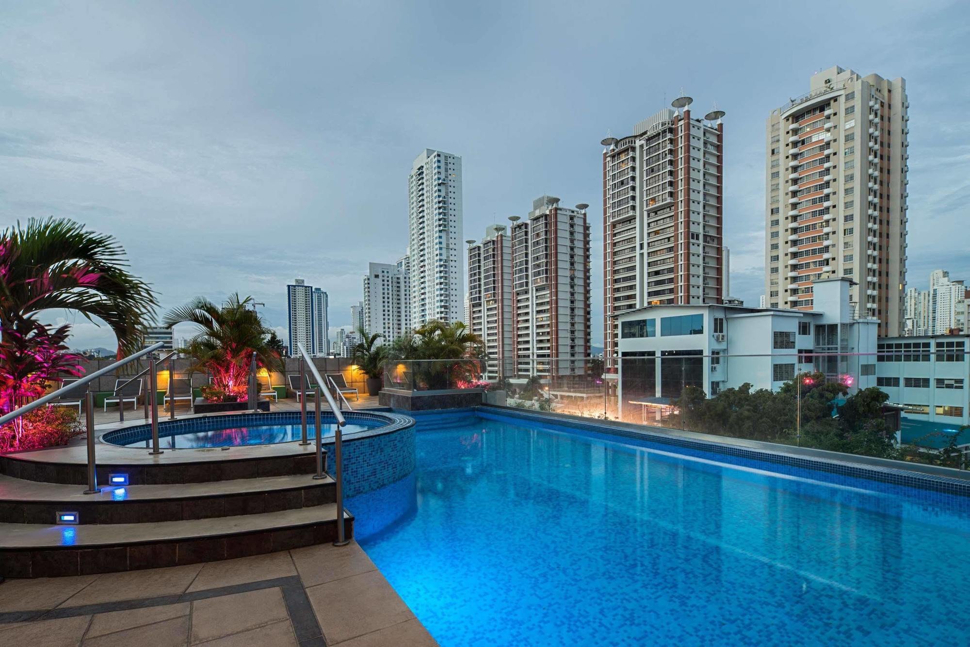 รามาดา พลาซา ปานามา ปุนตา ปาซิฟิกา Hotel ปานามาซิตี้ ภายนอก รูปภาพ